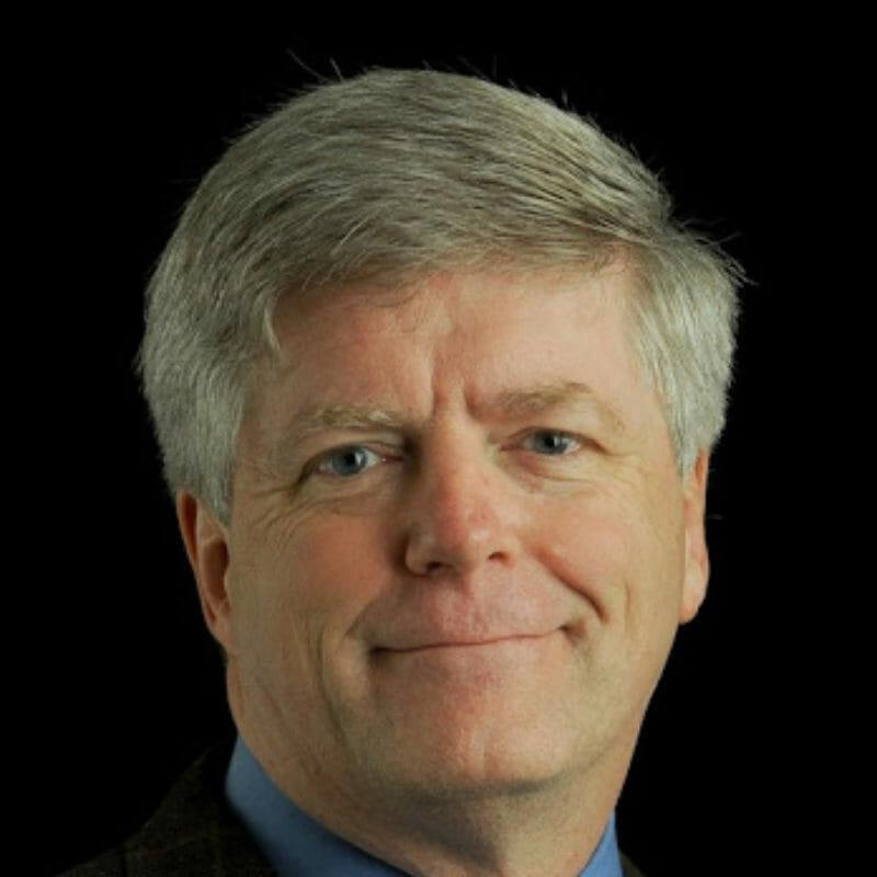 Tom Davenport headshot